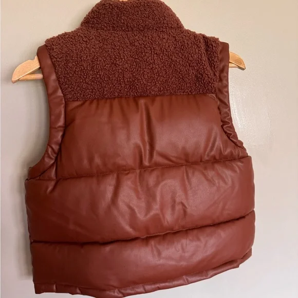 Maurices Faux Leather PufferVest Sherpa Collar Brown Medium NWT Cozy Fall Winter - Picture 2 of 5